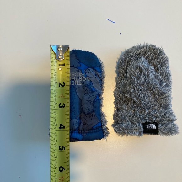 The North Face Infant Mittens (12-24m) - Picture 5 of 5